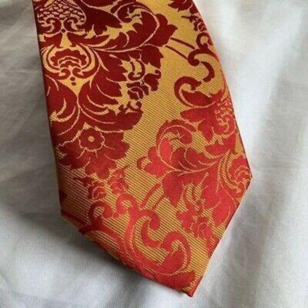 Giorgio Armani Mens Tie Red Orange Damask Motif Dressy Professional Tied Necktie